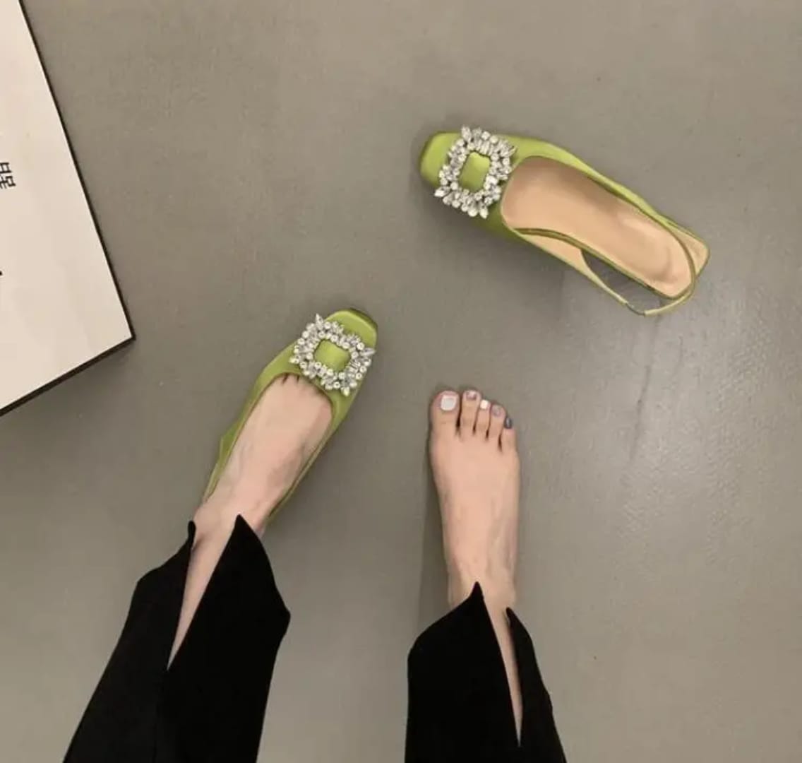 EMBALISHED SLINGBACK