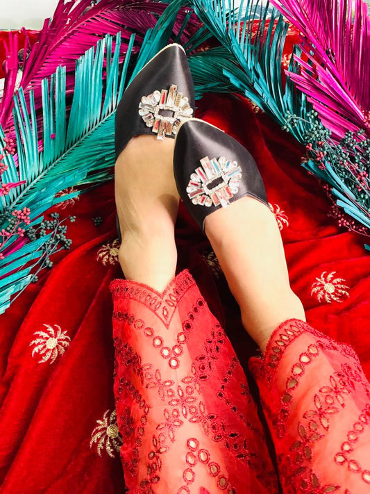 BLACK NUDE DIAMOND HEEL