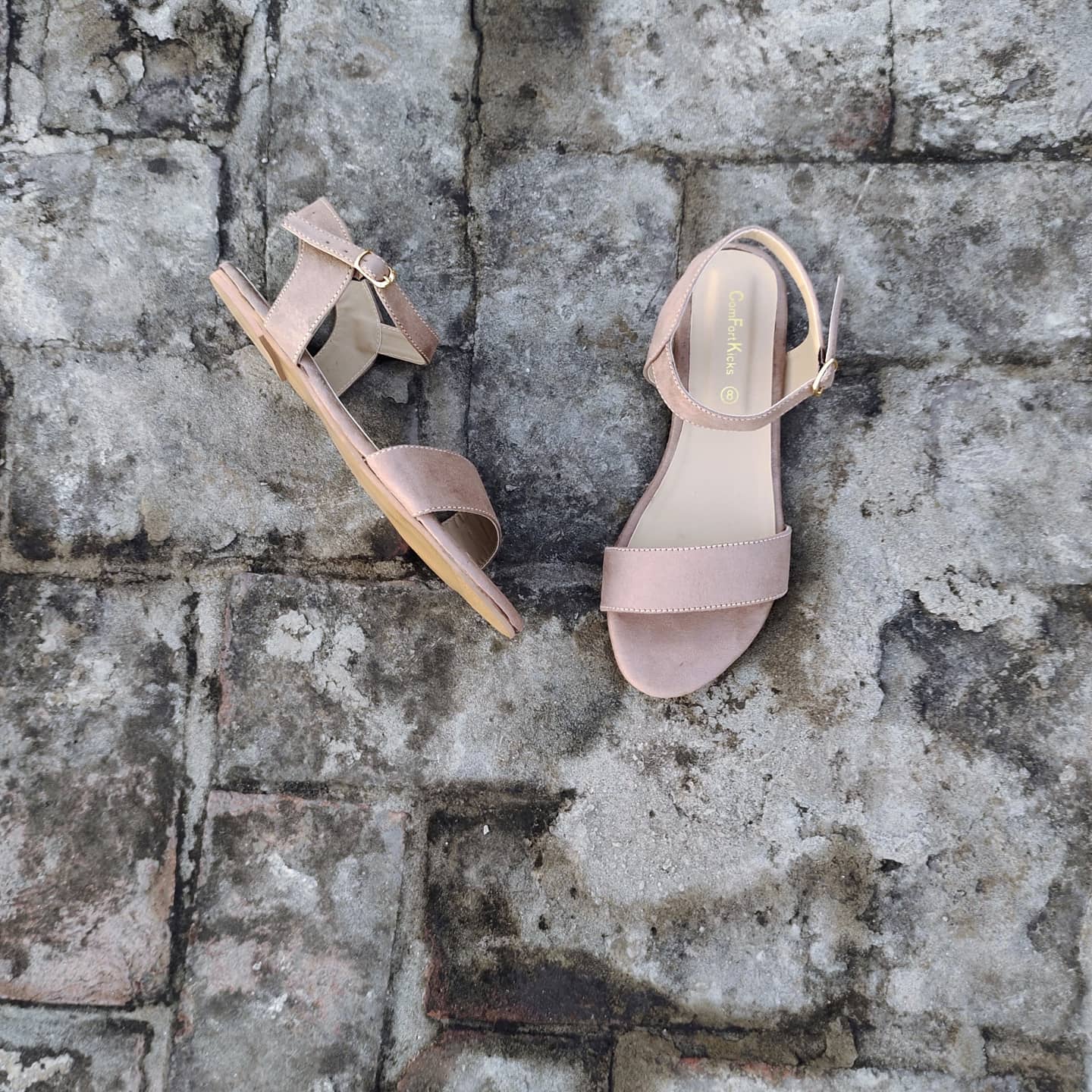 Suede leather flat sandal