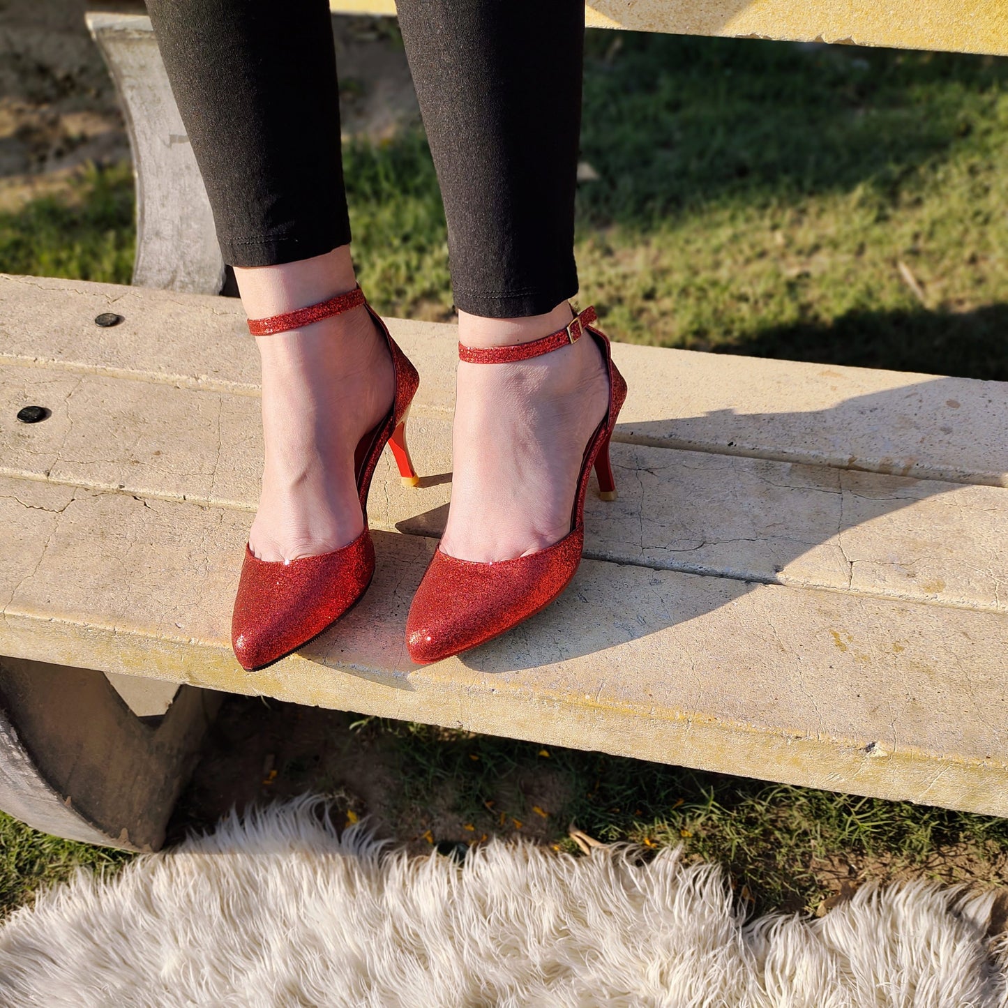 GLITTERS HEEL