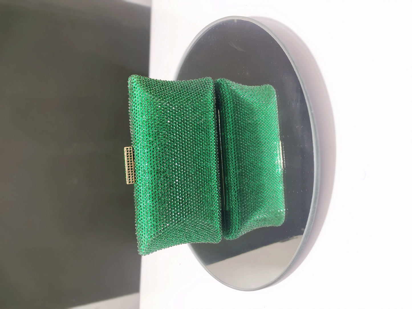 GREEN RHINESTONES CULTCH