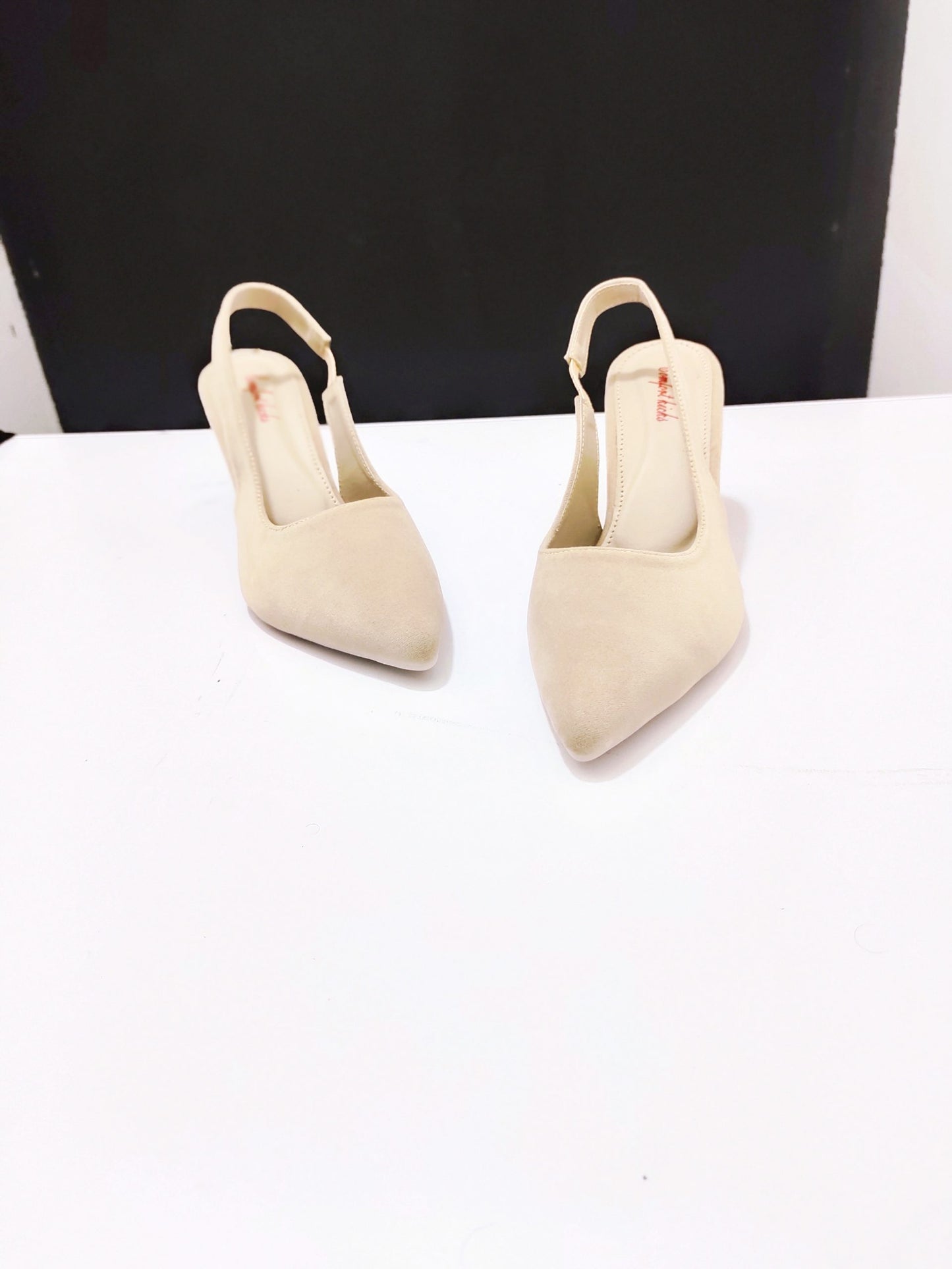 BLOCK HEEL POINTED TOE SLINBACK
