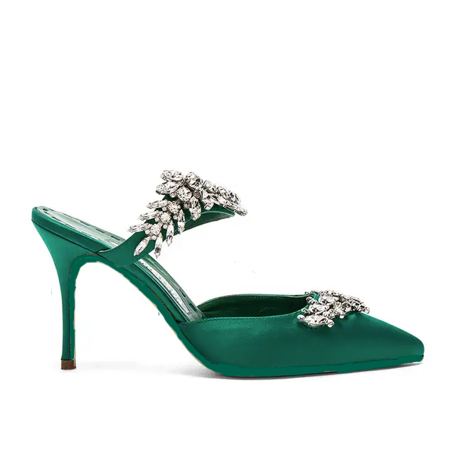 EMBALISHED LUXARY HEEL