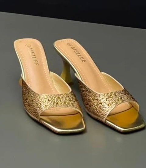 EMBLISHED PATTEN HEEL