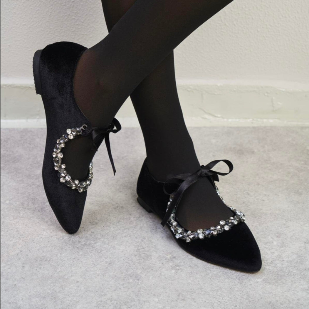 Pendant Pumps
