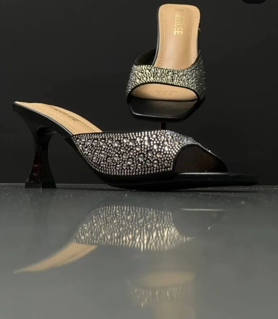 EMBLISHED PATTEN HEEL
