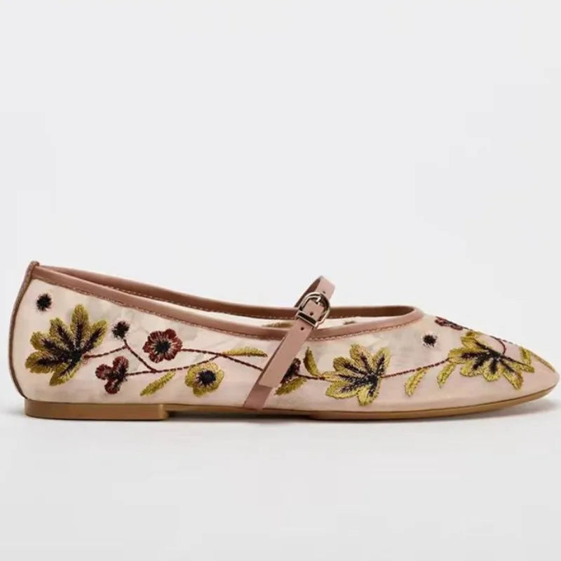 Embroidery floral pumps