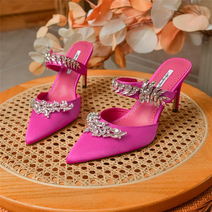 EMBALISHED LUXARY HEEL