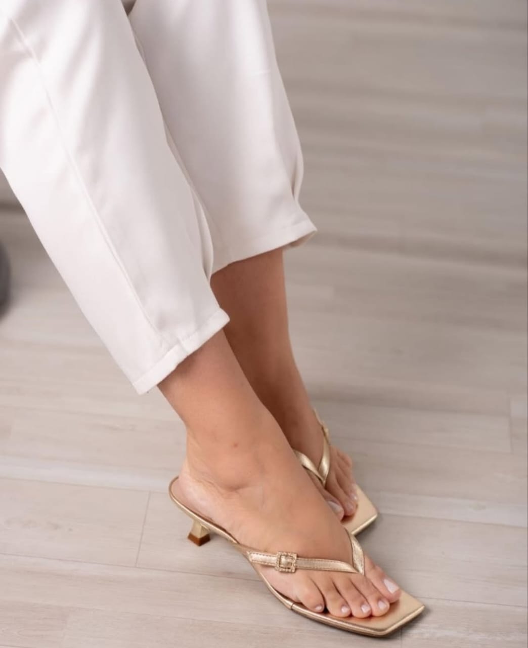 Kitten heel