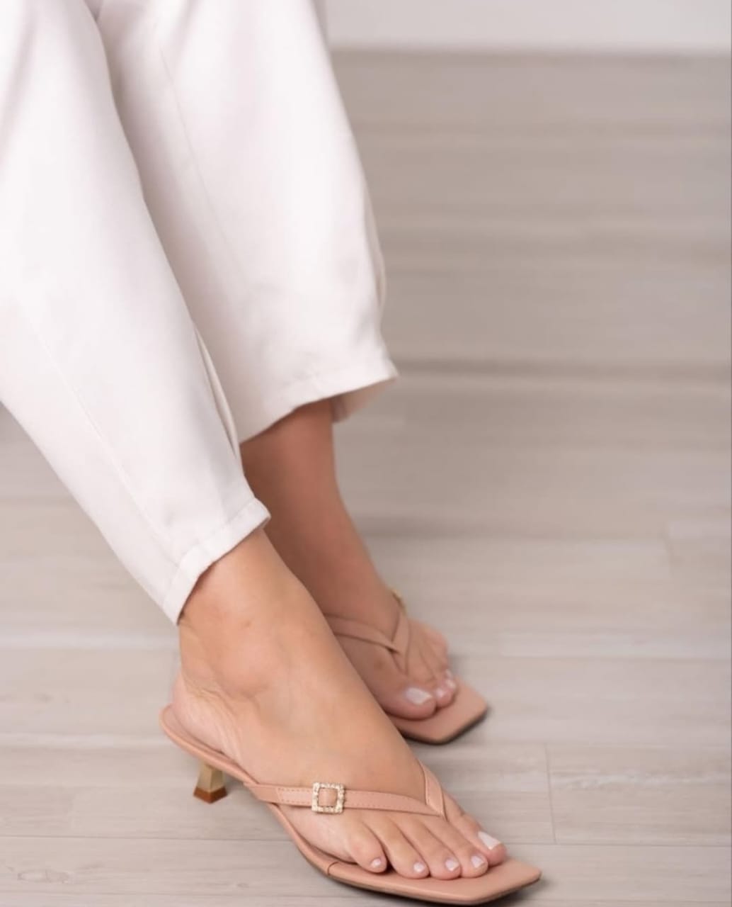 Kitten heel